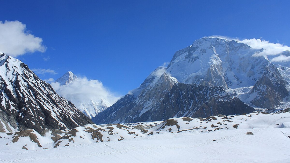 Broad Peak et K2 vus depuis le Karakoram, photographie de montagne